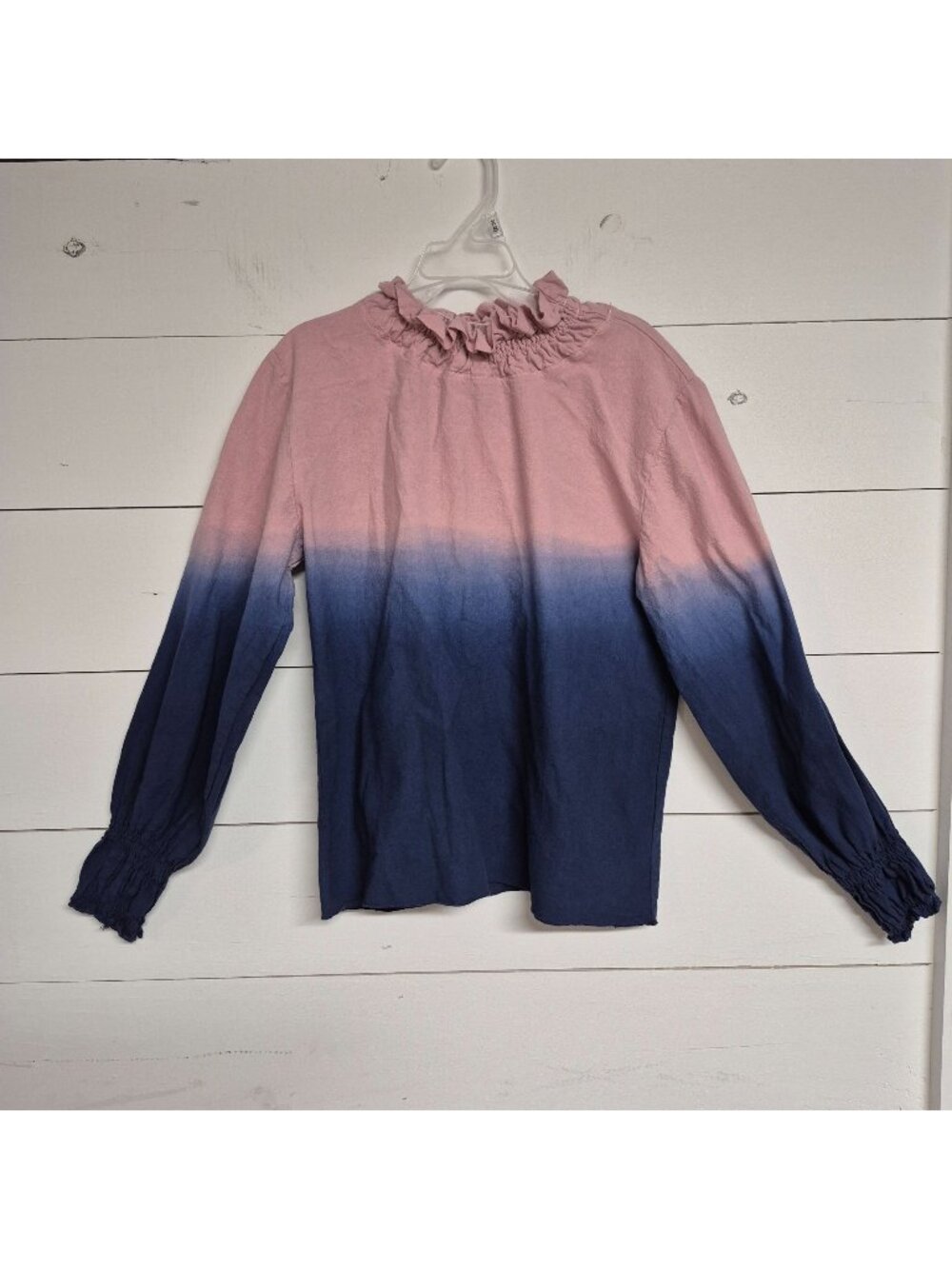 ErgoLUX Pink & Navy Long Sleeve Top W/ Ruffle Neckline & Smocked Cuffs XL